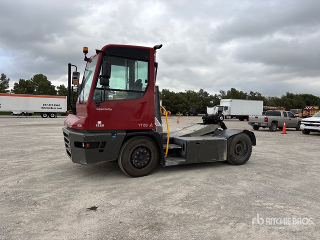 2021 Terberg YT193 Spotter Truck