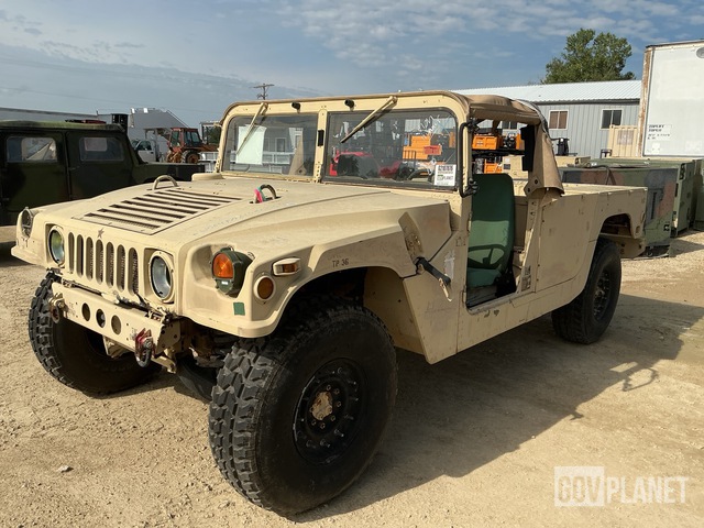 2006 AM General M1097R1 HMMWV 2 Door Soft Top w/Truck Body