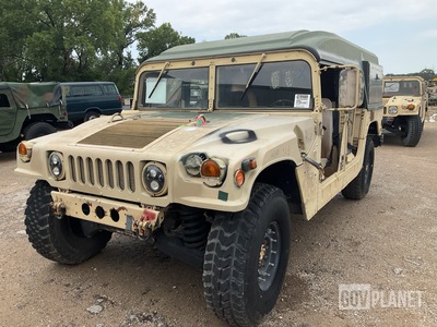 AM General M1097R1 HMMWV 4 Door Hard Top w/Helmet Top