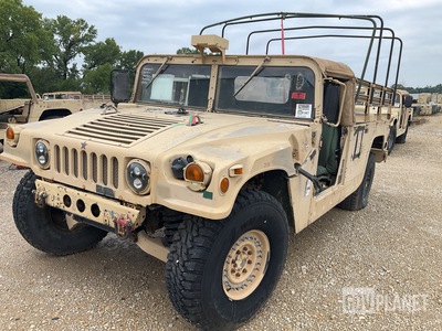 2005 AM General M1097R1 HMMWV 2 Door Soft Top w/Truck Body
