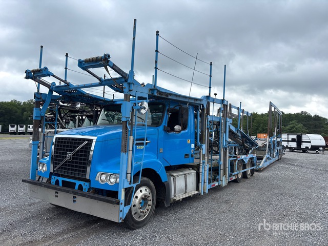 2014 Volvo VAH 6x4 Car Carrier Truck