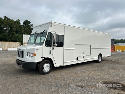2016 Freightliner MT55 4x2 Fourgon à étages