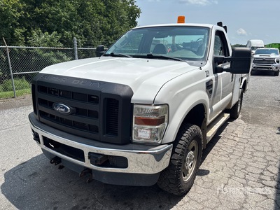 2009 Ford F-350 4x4 Regular Cab Pickup