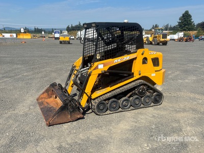 2002 ASV RC30 Compact Track Loader