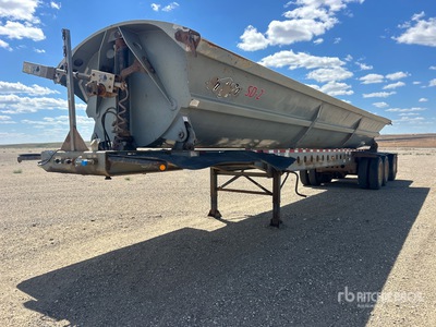 2012 Smithco 32 ft Remorque à benne latérale