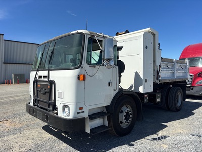 2011 Autocar Xpeditor 4x2 Tipper Truck