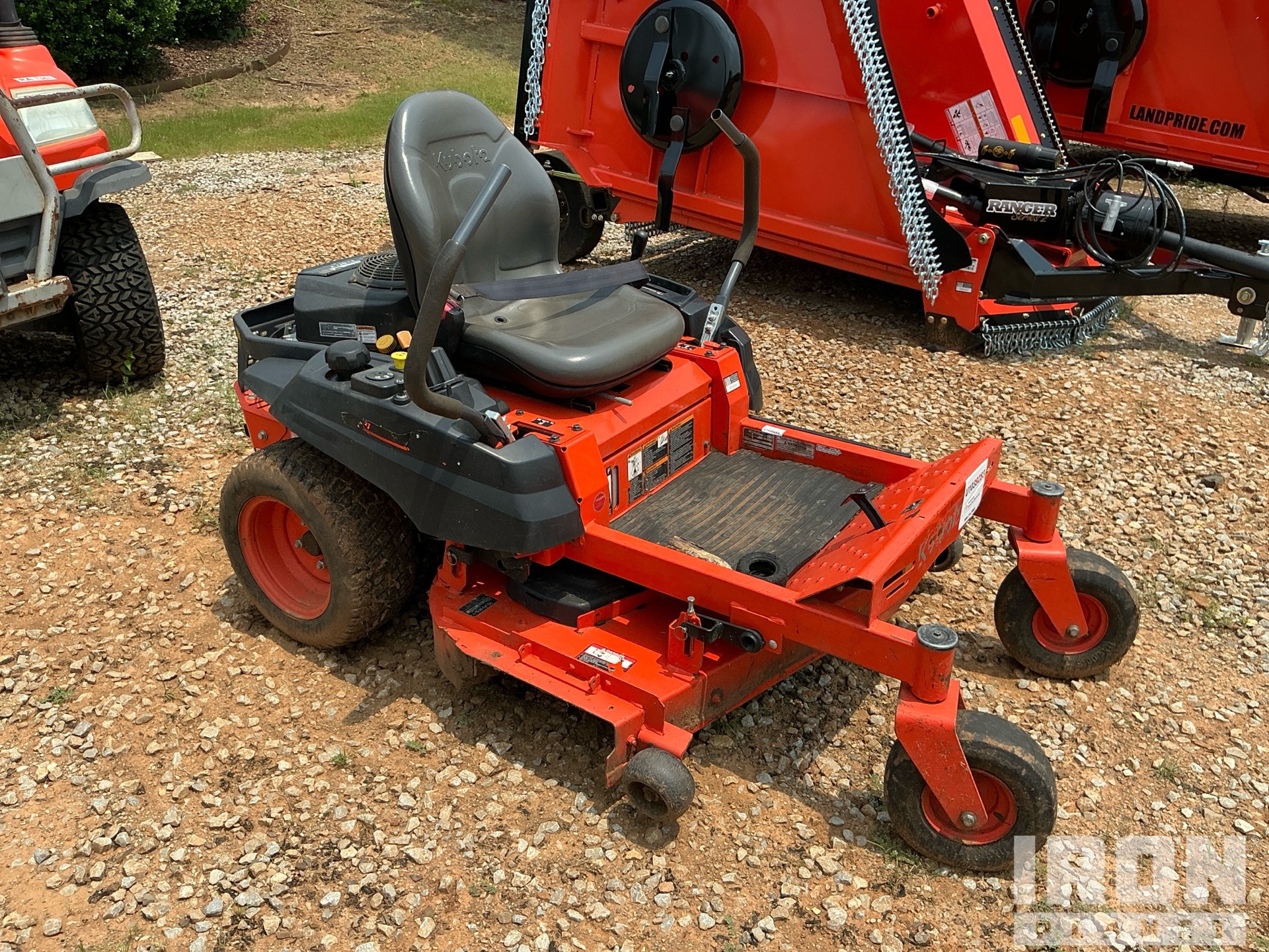 2021 Kubota Z231KW-42 Zero-Turn Lawn Mower in Huntsville, Alabama