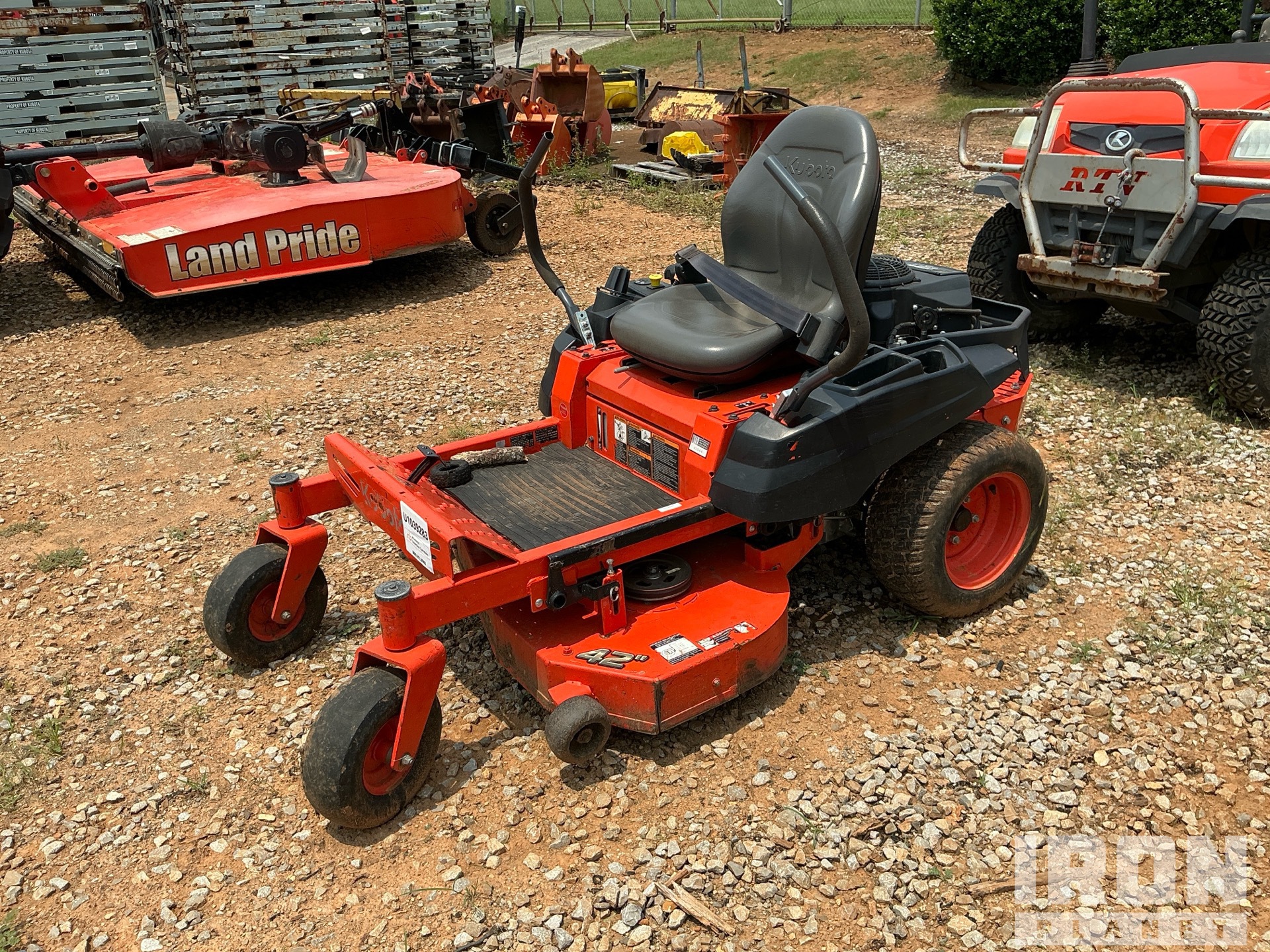 2021 Kubota Z231KW-42 Zero-Turn Lawn Mower in Huntsville, Alabama