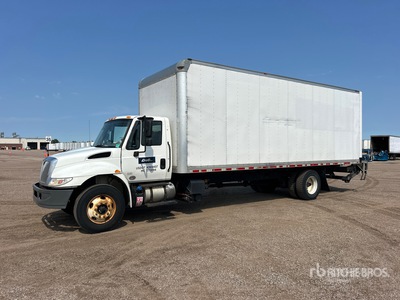 2018 International 4300 4x2 Furgonetka