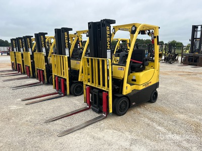 2023 Hyster S30FT 2750 lb Cushion Tire Wózek widłowy