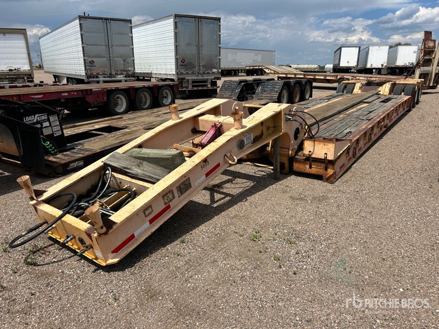 2001 Flagg HPF53-3 53 ton Tri/A Removable Gooseneck Lowboy Trailer