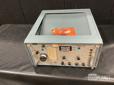 EPSCO PG5KB Microwave Pulse Signal Source