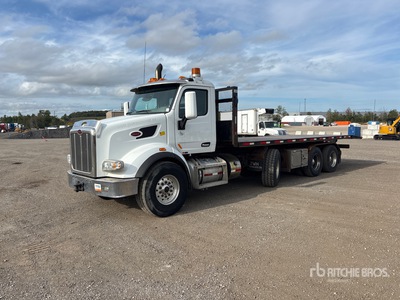2019 Peterbilt 567 8x4 Camión Portacontenedores