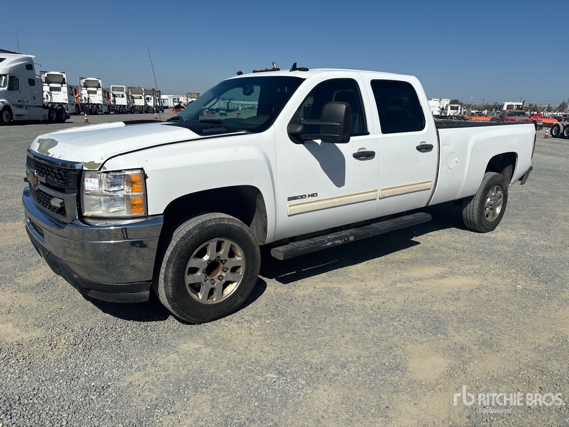 2014 Chevrolet Silverado 3500HD 4x2 Crew Cab Pickup