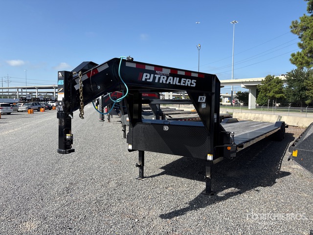 2026 PJ H7402 40 ft T/A Gooseneck Equipment Trailer
