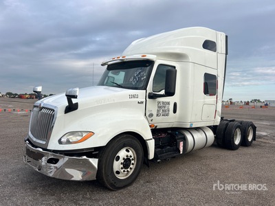 2020 International LT625 6x4 Cabeza Tractora Cabina Dormitorio