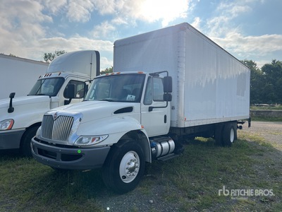 2018 International 4300 Deluxe 4x2 Van Truck