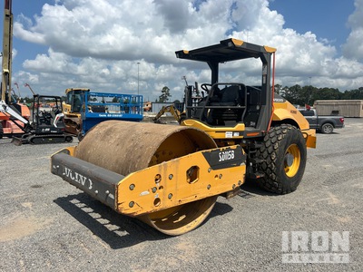 2020 Volvo SD115B Smooth Drum Compactor