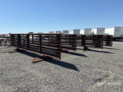 Quantity of (40) 24 ft x 5 ft 6 in Corral Viehzuchtgremium