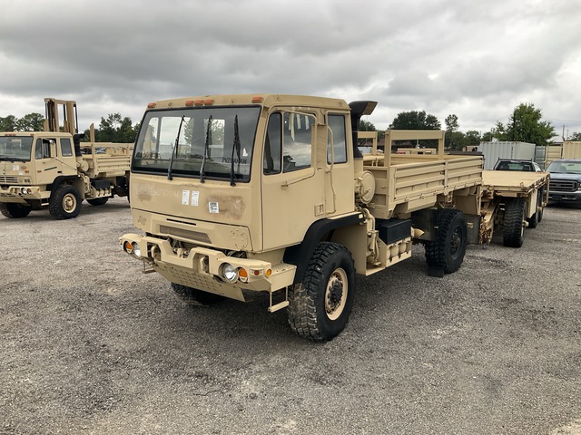 2005 Stewart & Stevenson M1078A1 LMTV 4x4 Cargo Truck
