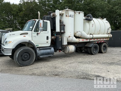 2007 International 7600 6X4 Vacuum Tanker Truck