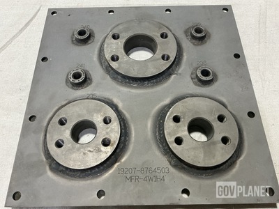 (18) 8764503 Access Covers