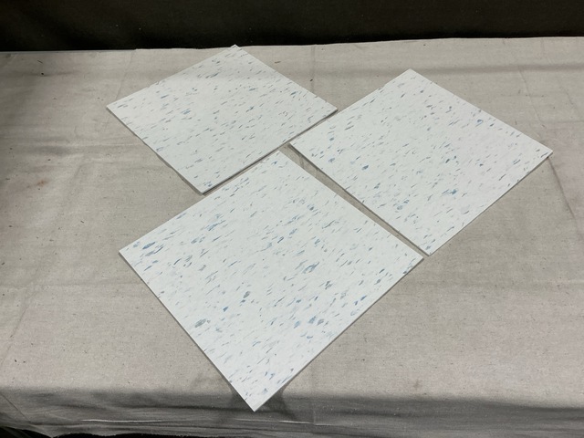 (675) Armstrong 51933031 Blue Cloud Vinyl Floor Tiles