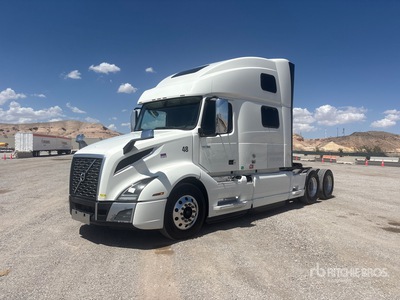 2021 Volvo VNL 6x4 Ciągnik siodłowy T/A z kabiną sypialną