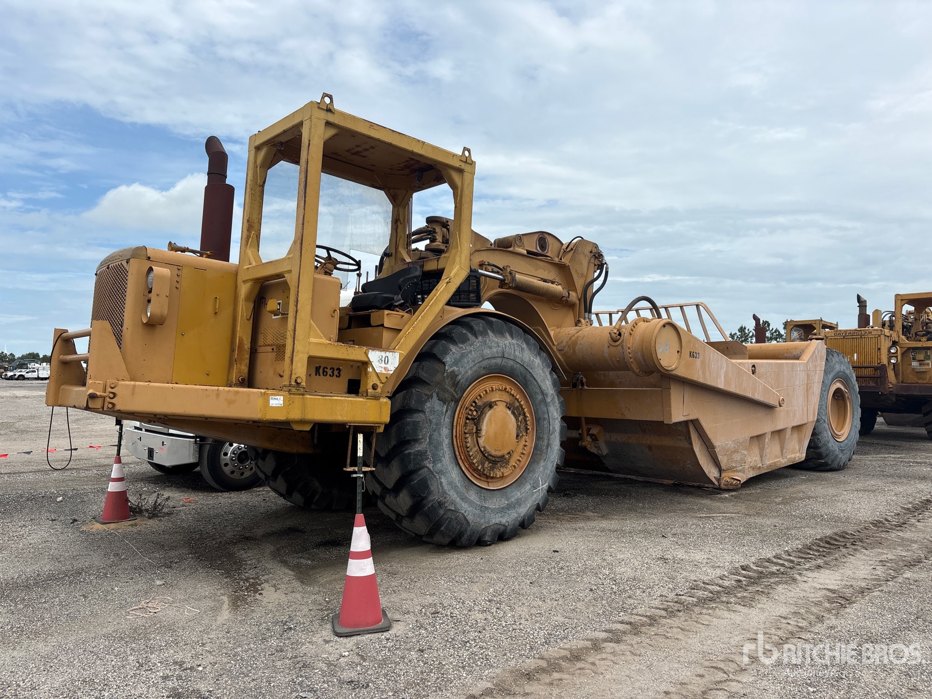 1966 Cat 631B Motor Scraper