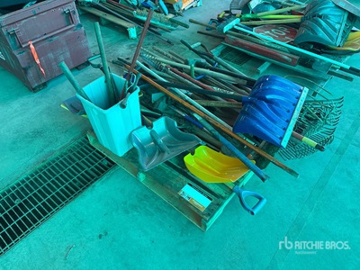 Quantity of Miscellaneous Shop Tools ハンドツール