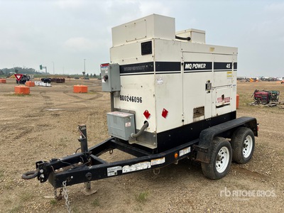 2019 MQ DCA-45SSIU4F 36 kW Mobile Zestaw prądotwórczy