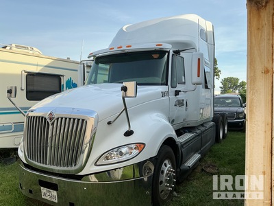2015 International 6x4 T/A Slaapcabine Trekker