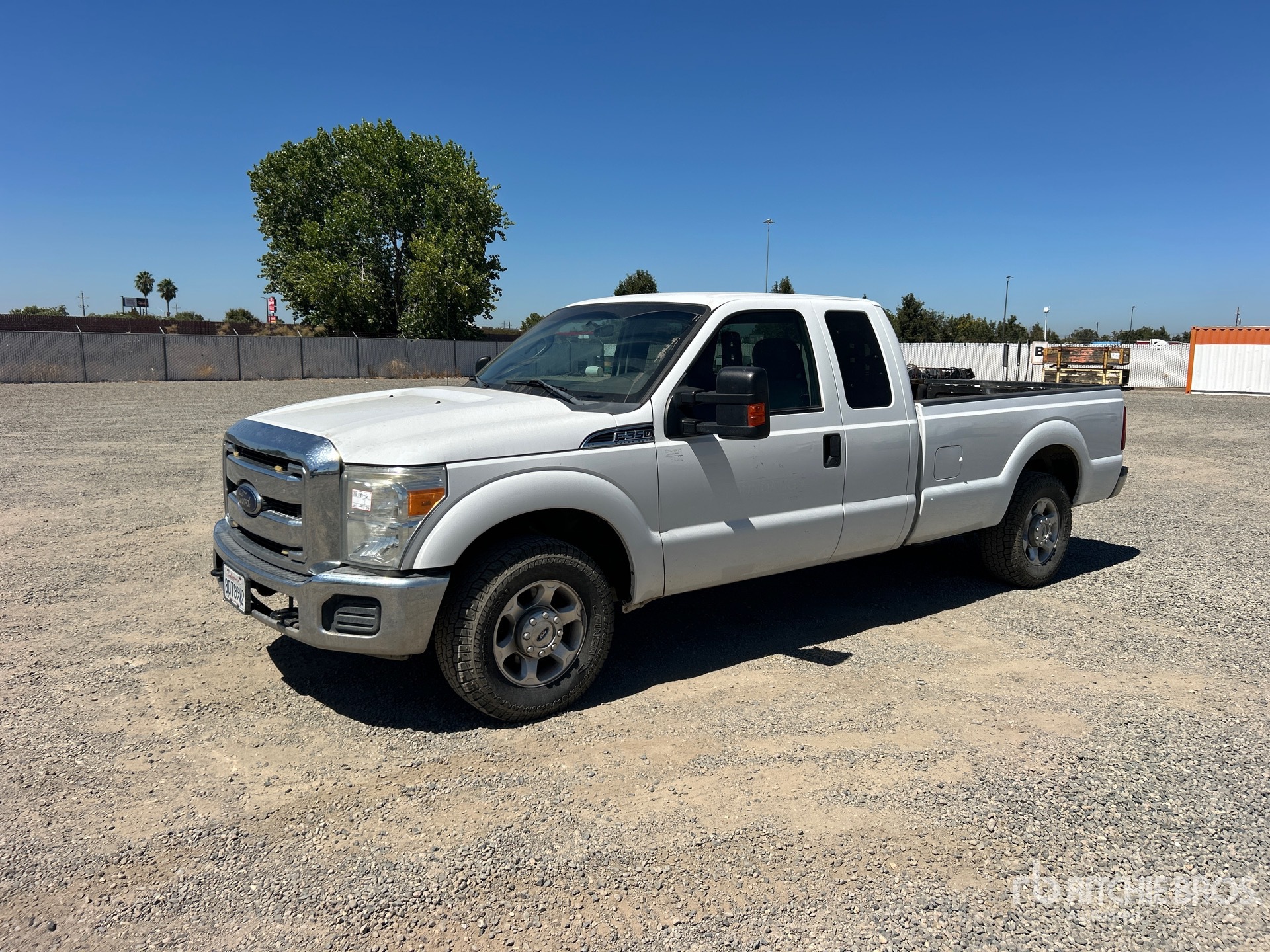 2014 Ford F-350 XLT 4x2 Extended Cab Pickup