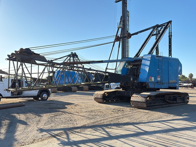 1968 Manitowoc 3900 100 ton Lattice-Boom Crawler Crane 1968 Manitowoc 3900 100 ton Lattice-Boom Crawler Crane