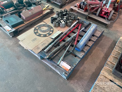 Quantity of (2) 3/4 Inch Torque Wrenches