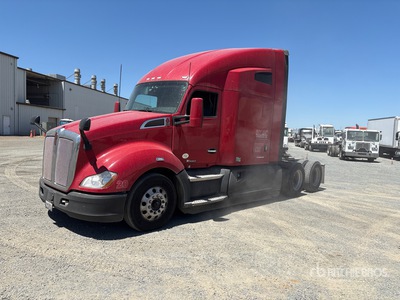 2020 Kenworth T680 6x4 Cabina con cuccetta per trattore stradale