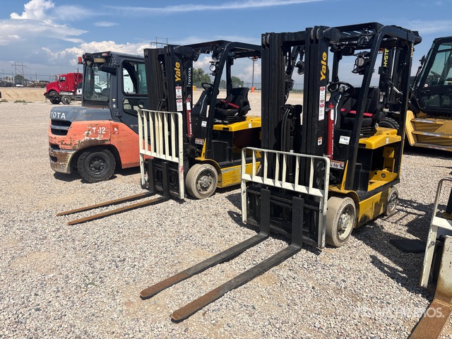 2021 Yale ERC050VG 4950 lb Electric Forklift (Inoperable)