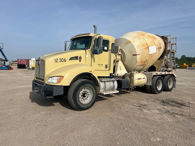 2012 Kenworth T440 6x4 Mixer Truck