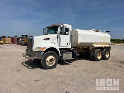 2014 Peterbilt 382 4000 gal 6x4 Water Truck