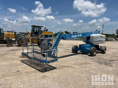 2016 Genie S-45 4WD Diesel Teleskoparbeitsbühne