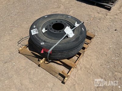 Michelin 11R22.5 Tire w/Wheel