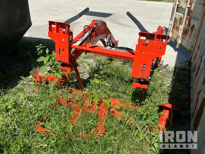 Kubota LA545 Front Loader Attachment