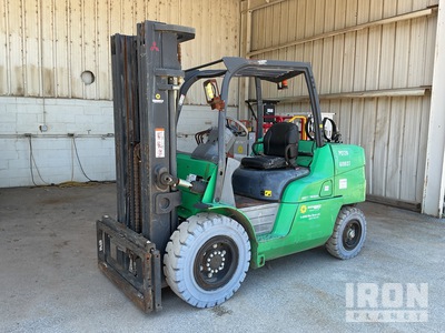 2014 Mitsubishi FG50CN1 9650 lb Pneumatic Tire Forklift