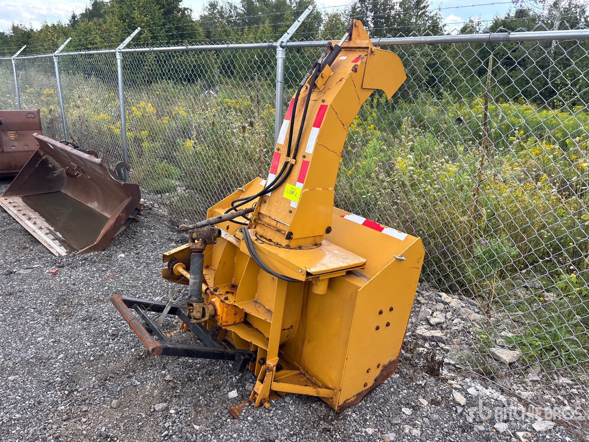 2010 Trackless MT6 Sidewalk Plow