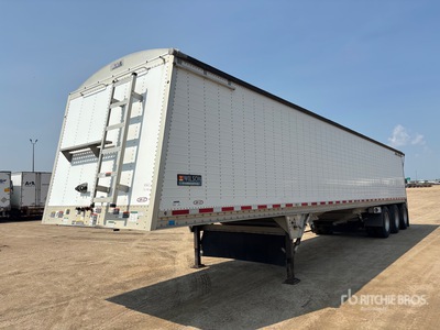 2018 Wilson 46 ft Tri/A Grain Trailer