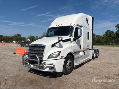 2019 Freightliner Cascadia 126 6x4 T/A Sleeper Truck Tractor