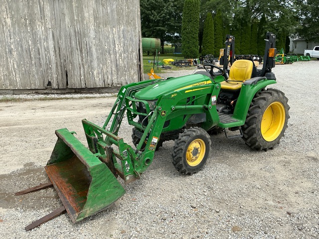 2022 John Deere 3038E 4WD Utility Tractor