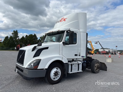 2017 Volvo VNL42T 2-Achs Sattelzugmaschine