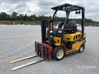 2016 Yale GC040LX 4000 lb Pneumatic Tire Chariot Élévateur