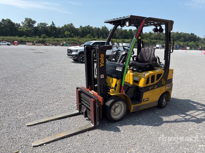 2016 Yale GC040LX 4000 lb Pneumatic Tire Gabelstapler